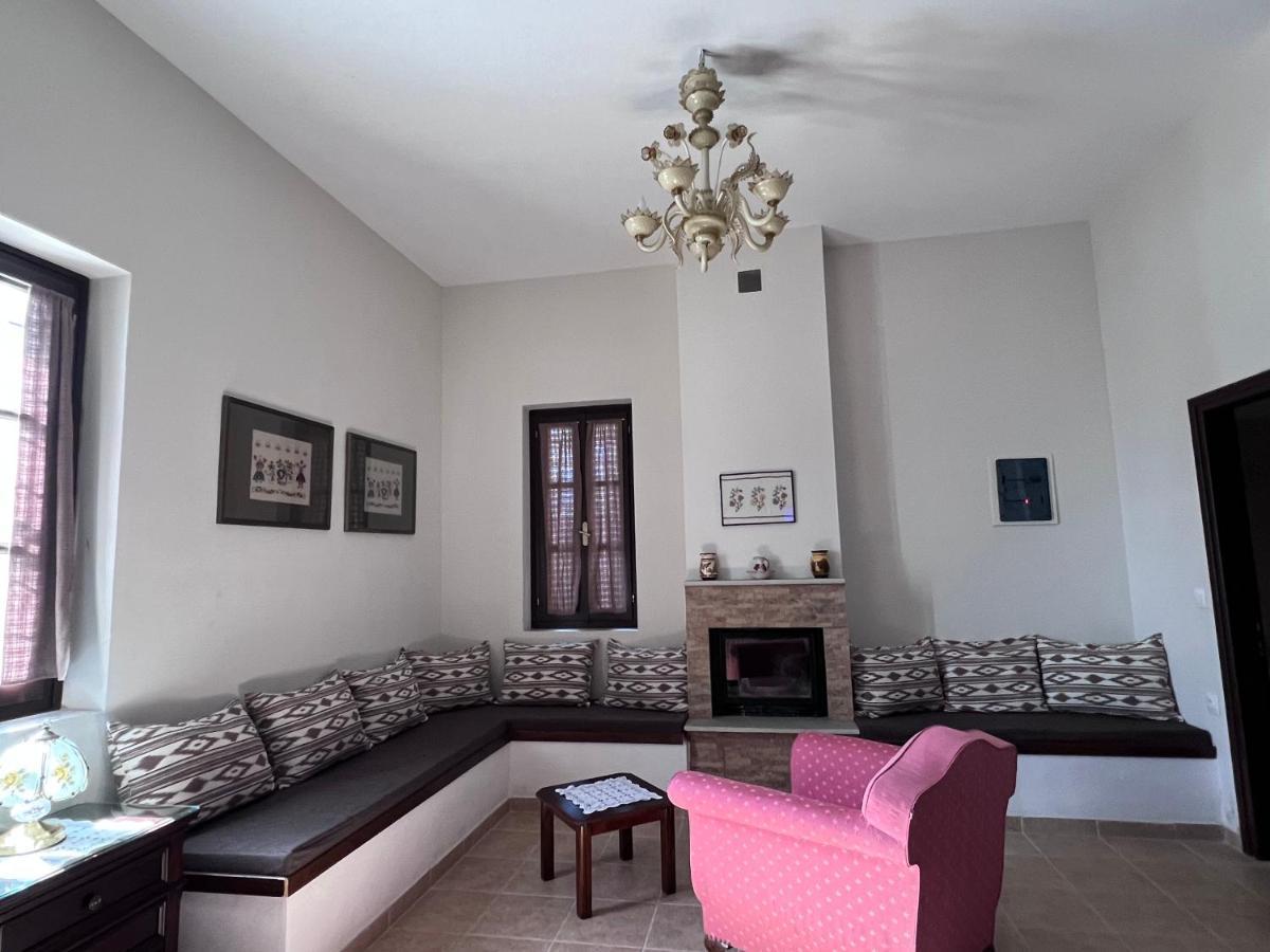Grand Boutique Studios อาฟิสโซส ภายนอก รูปภาพ