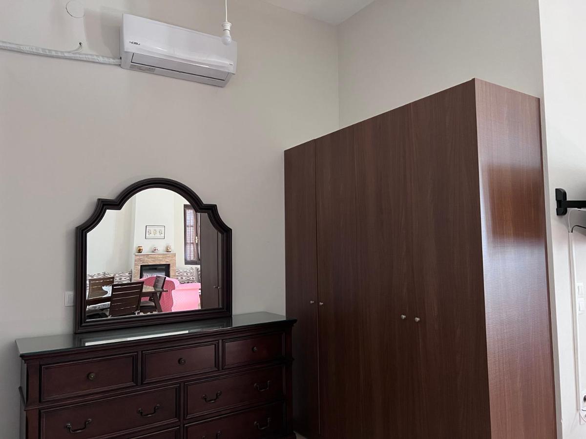 Grand Boutique Studios อาฟิสโซส ภายนอก รูปภาพ